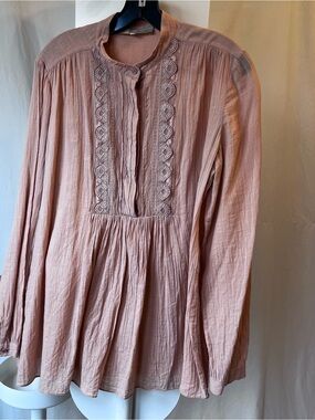 Vanessa Bruno Lace-Trim Blouse in Blush Pink
